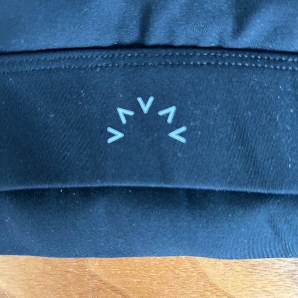 Varley Blaine Black Women's Sports Bra size small - Picture 7 of 8